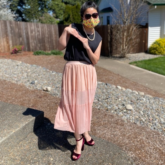 Filly Flair Dresses & Skirts - 🍒Peach mesh long skirt size s